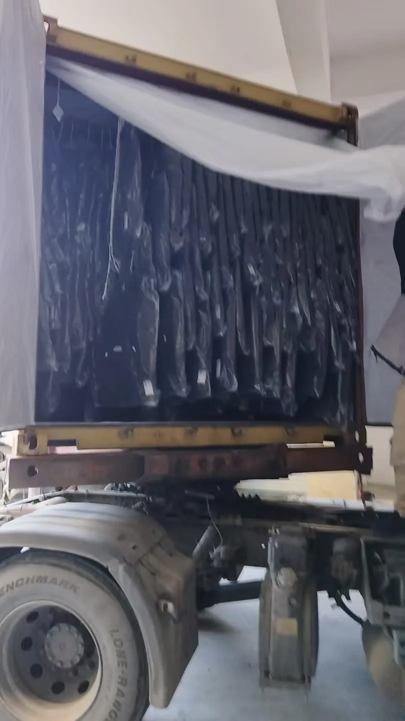 अशुद्ध फर कोट, दिसंबर चिली के ग्राहकों के अंत में भेज दिया गया